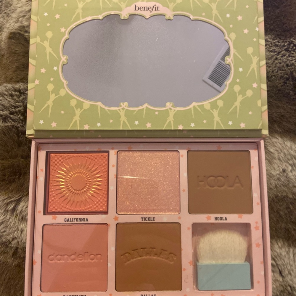 Benefit Cheekleaders Pink Squad Palette
